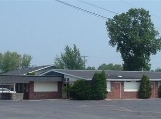 1152 Badger Rd, Hazel Green, WI 53811