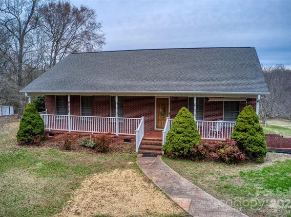 125 Hall Rd, Gastonia, NC 28056