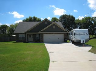 15 Barley Ct, Fort Mitchell, AL 36856