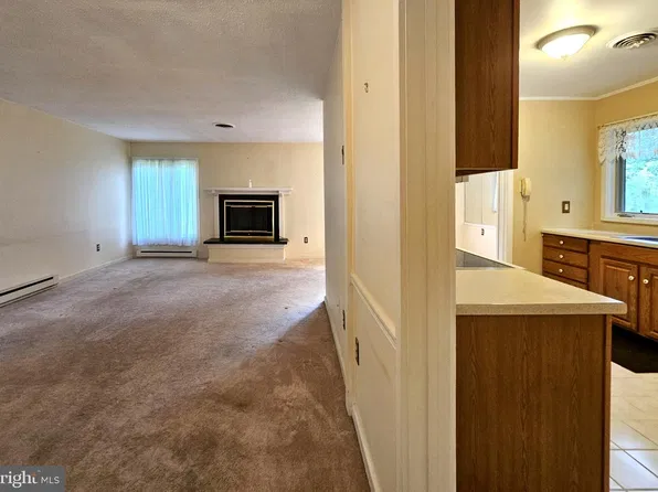 16 Chandler Dr #16, West Chester, PA 19380
