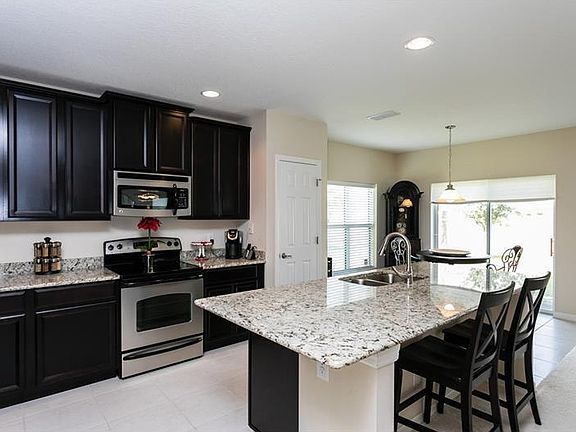 5th image of 1325 Westmeath Ct