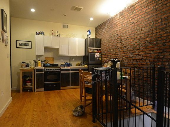 2nd image of 662 Park Pl #1AS