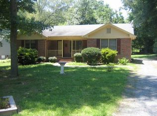 2701 Woodmont Dr, Durham, NC 27705