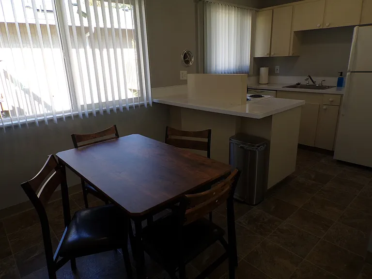 5102 SW 45th Ave — Photo 14