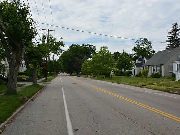 5th image of 1067 Narragansett Pkwy