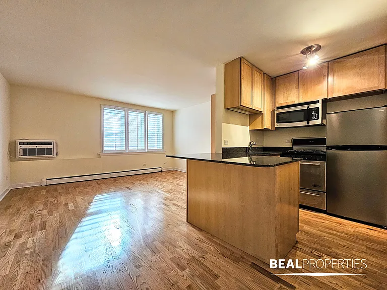 625 W Wrightwood — Photo 10