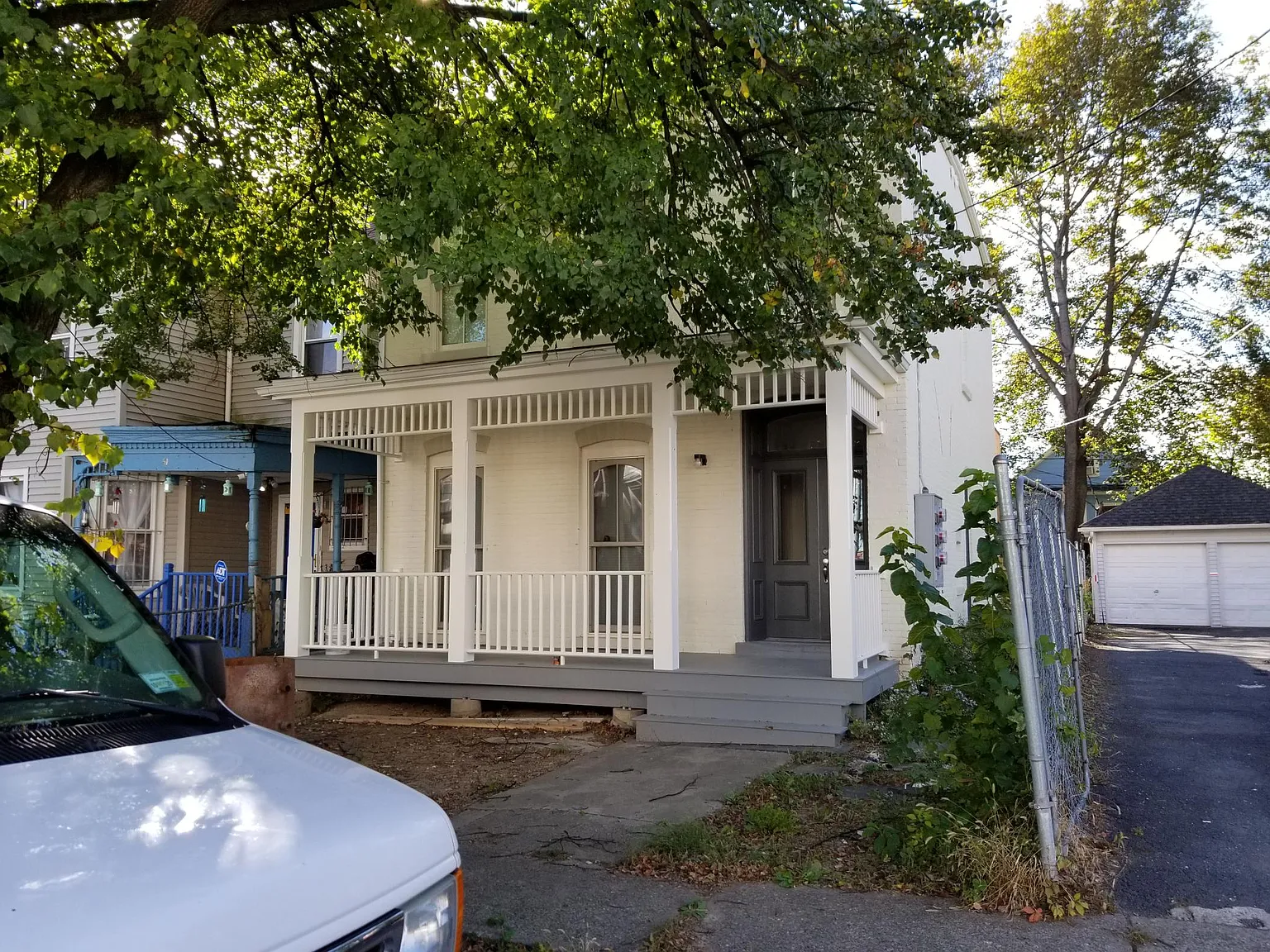 1 bed, 900 sqft, $1,700 — Photo 1