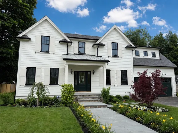 28 Parker Rd, Wellesley, MA 02482