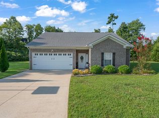 221 Ashkirk Ln, Glasgow, KY 42141