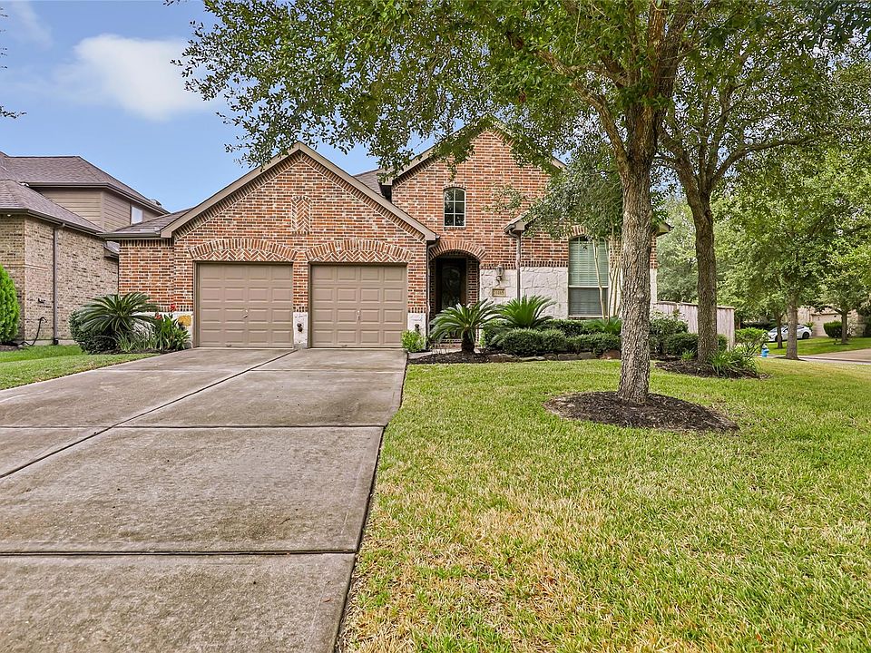 1st image of 24465 Hanson Springs Dr