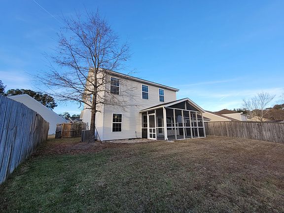 2nd image of 1039 Waterside Landing Way