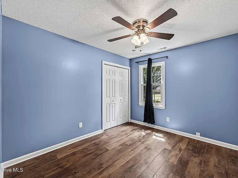 509 Redwood Pl — Photo 17