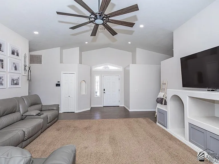 10772 S Avenida Primavera — Photo 7