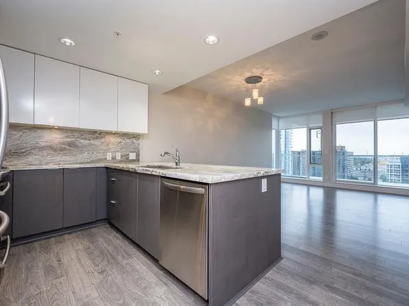 519 NE Riverfront Ave SE #1306, Calgary, AB T2G 1K6
