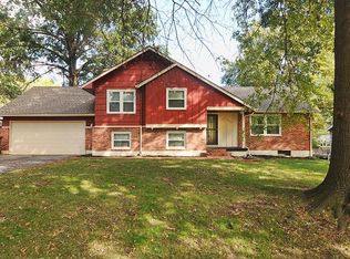 12810 E 40th St S, Independence, MO 64055
