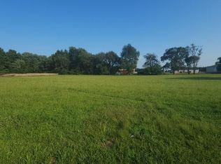 7102 E Chicago Rd, New Carlisle, IN 46552