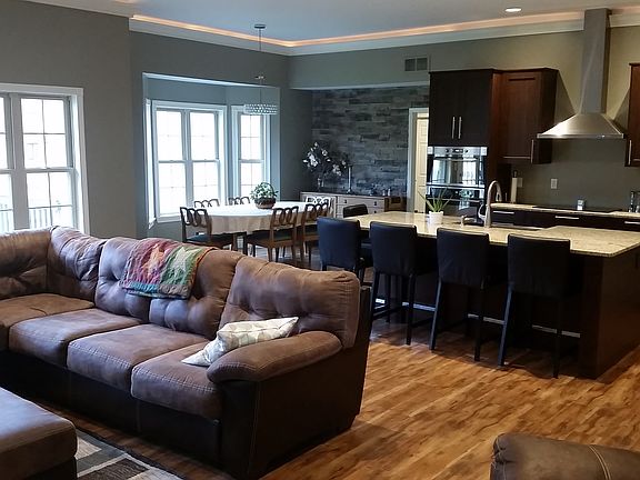 2nd image of 112 Hogan Dr