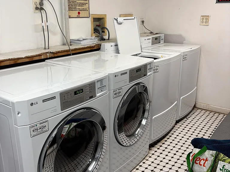 102 Washington St #4D — Photo 28