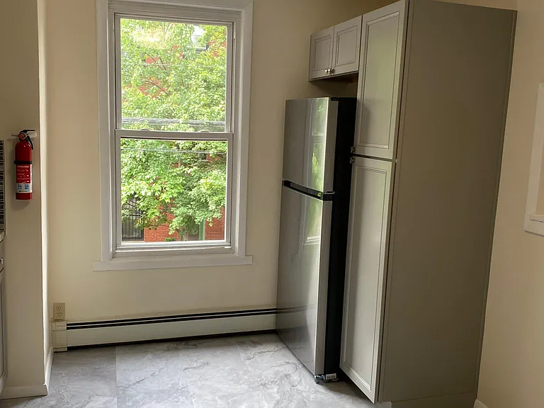 34 Wayne St #1 — Photo 3