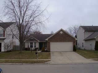 10835 Roundtree Rd, Fishers, IN 46037