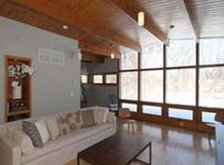 17535 Oak Ct, Brookfield, WI 53045