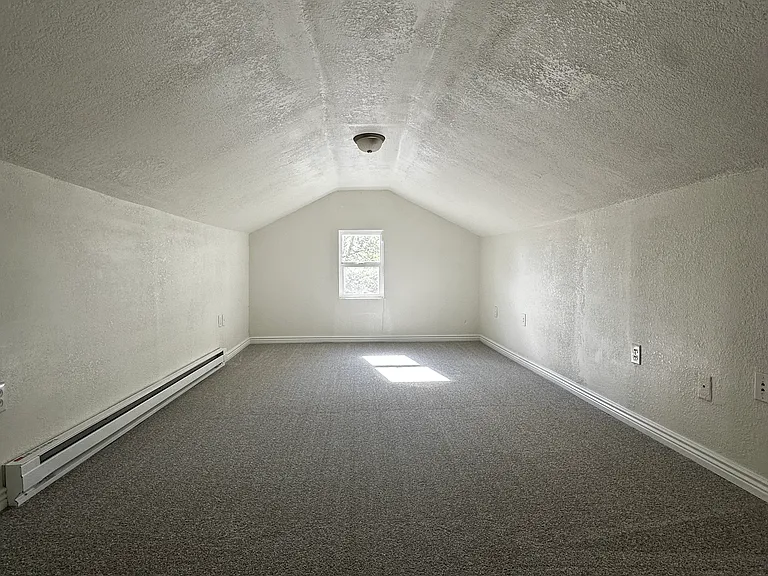 4747 S Acoma St — Photo 14
