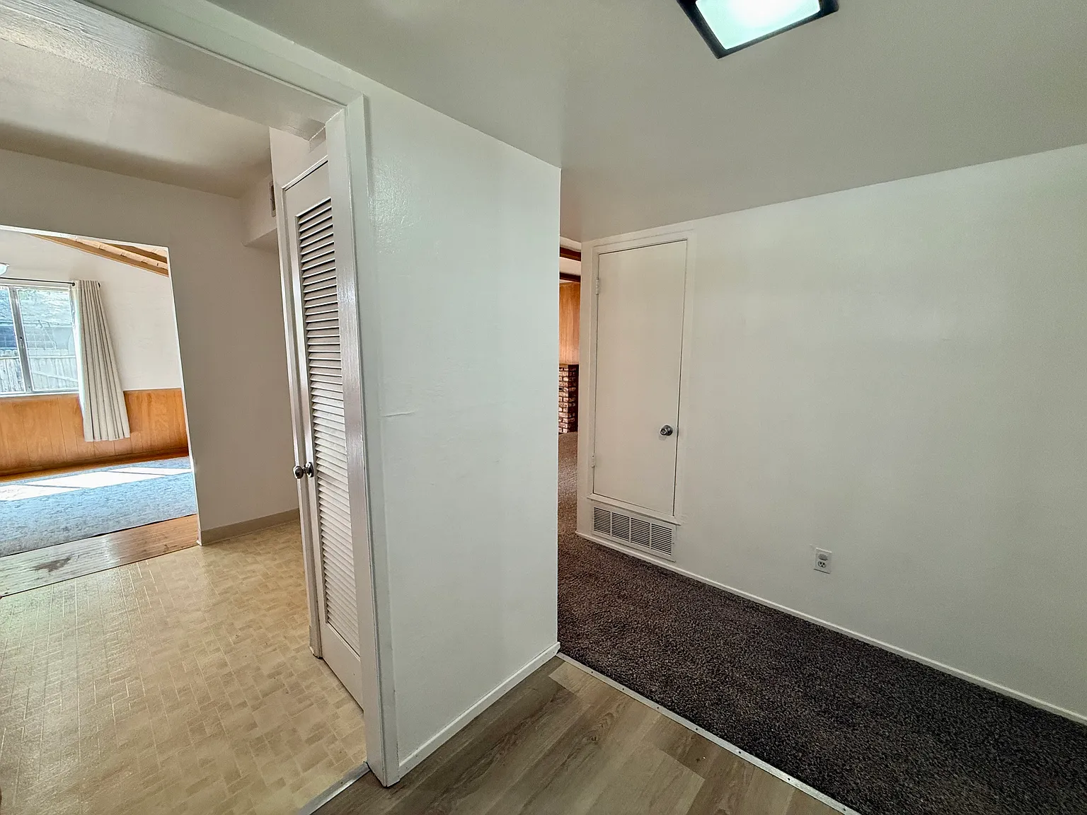 3 bed, 1282 sqft, $1,850 — Photo 2