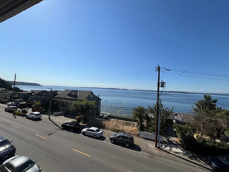 4208 Beach Drive — Photo 48