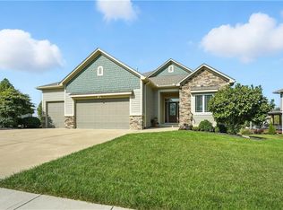 9730 Hastings St, Lenexa, KS 66227
