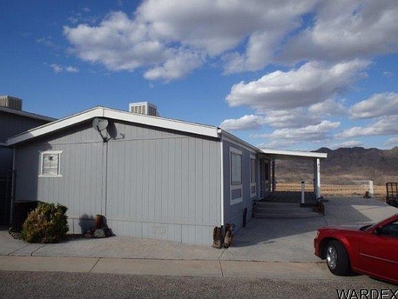 1st image of 905 Crystal View Dr