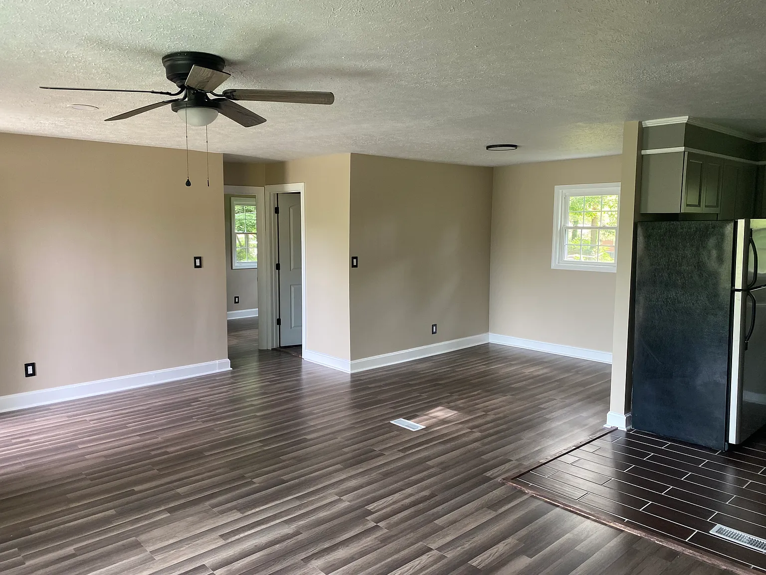 2 bed, 1150 sqft, $1,500 — Photo 3