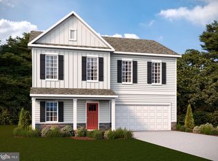 99 Fairfield Dr, Staunton, VA 24401