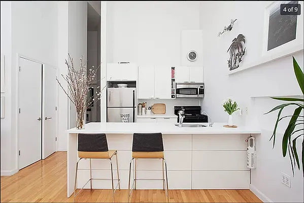 Sold by Lombardo Homes & Estates | media 17