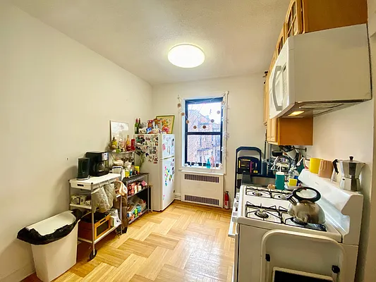 Rented by Lang Realty LLC | media 2