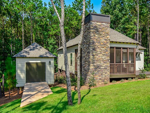 3rd image of 168 Camp Cir