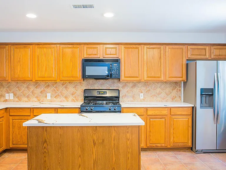 91 Genesee Ridge Dr — Photo 27