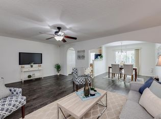 3702 Verde Gardens Cir, Jacksonville, FL 32218