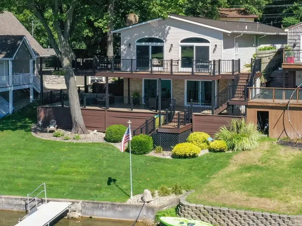 13451 Pleasant Dr, Union, MI 49130