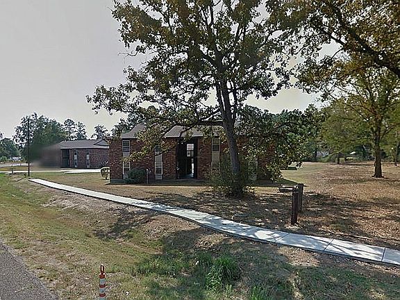 2nd image of 1600 N Houston St