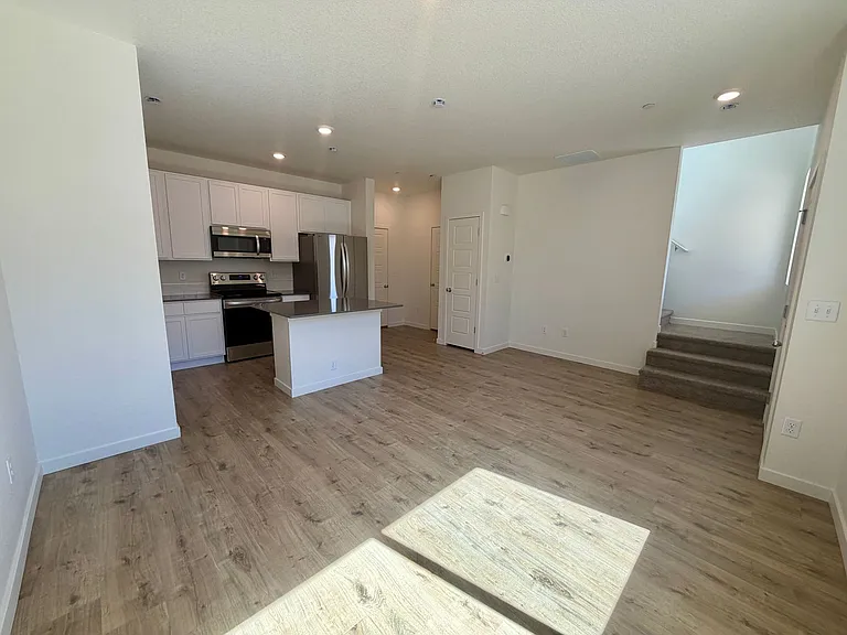 3913 Net St — Photo 5