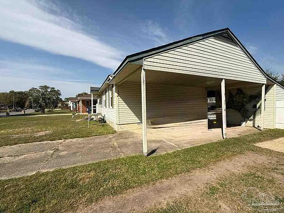 2nd image of 408 Labree Rd