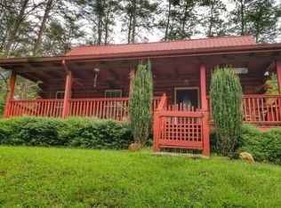 360 Johnson Cove Rd, Copperhill, TN 37317