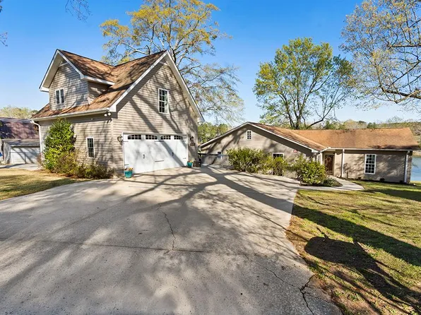104 Cove Rd, Greenwood, SC 29646