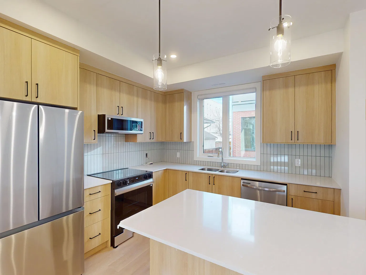 101, 1336 10 Ave SE — Photo 1