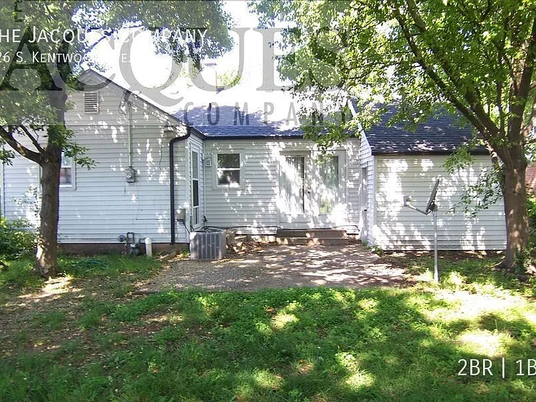726 S Kentwood Ave — Photo 12