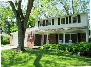 1243 Brownwood Dr, Bowling Green, OH 43402