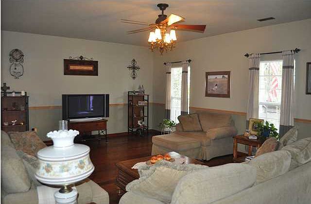 2nd image of 144 Caryota Ln
