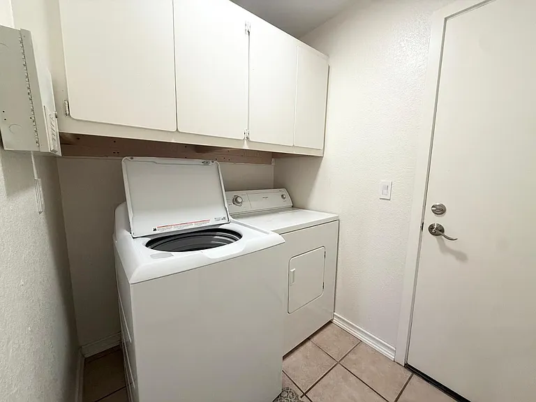 10938 W Poinsettia Dr — Photo 19