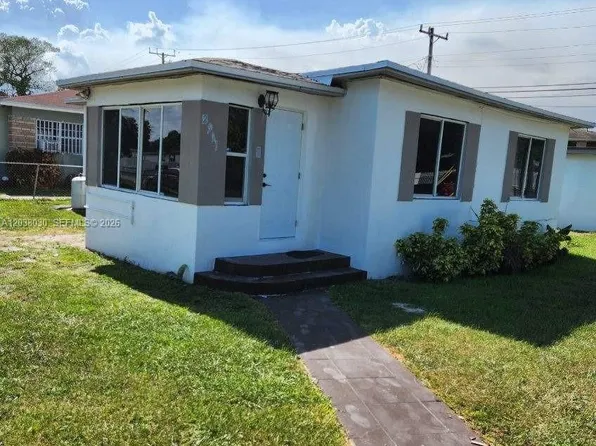 2501 NW 55th Ter, Miami, FL 33142