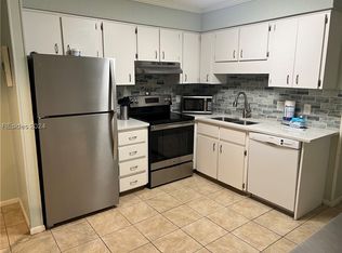 40 Folly Field Rd APT B19, Hilton Head Island, SC 29928